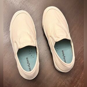 SeaVees Baja Slip-On Platform